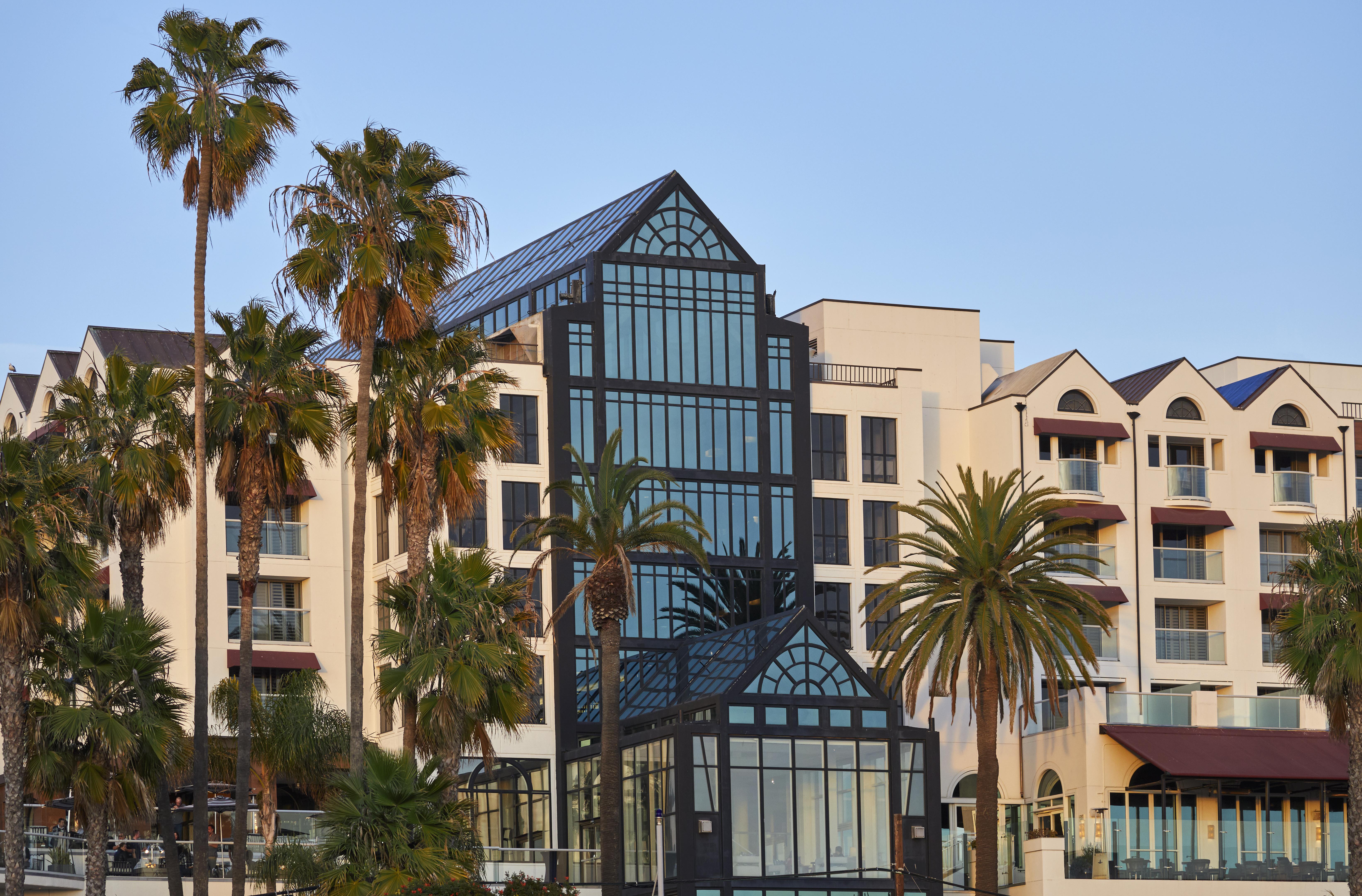 Loews Santa Monica Beach Hotel Exterior foto